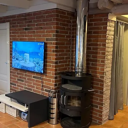 Laakson Helmi 2 ,separate Sauna, Fireplace, Villa *