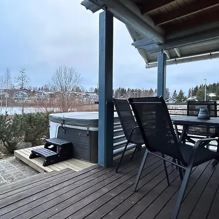 Laakson Helmi 2 ,separate Sauna, Fireplace, Villa Himos